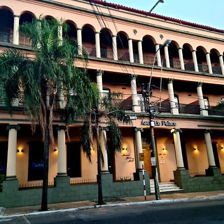 Asuncion Palace Exterior foto