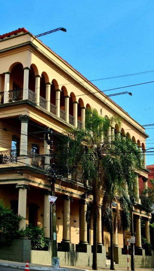 Asuncion Palace Exterior foto